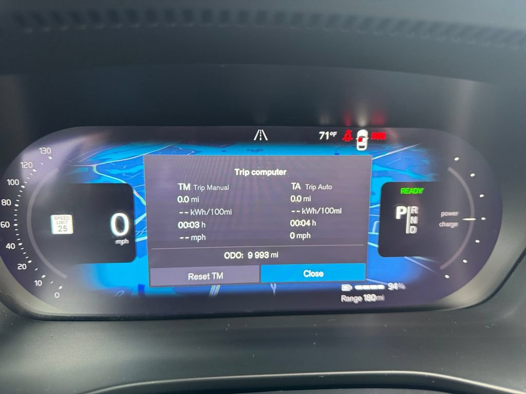 Certified 2023 Volvo C40 P8 Recharge Plus w/ Climate Package AWD/4WD image 26