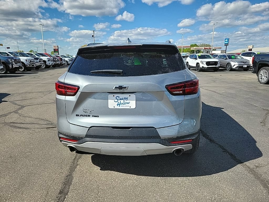 Used 2024 Chevrolet Blazer LT w/ Midnight/Sport Edition AWD/4WD image 6