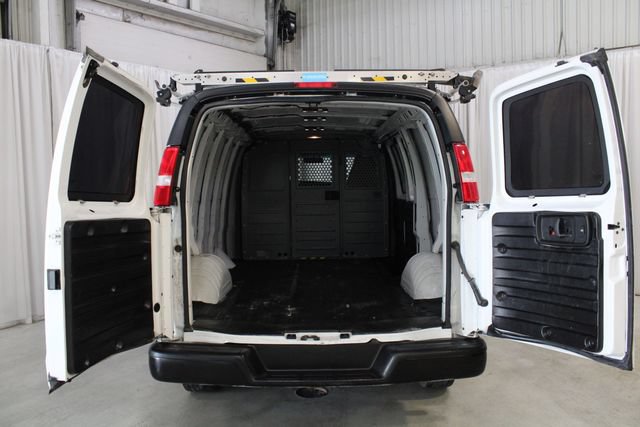 Used 2022 Chevrolet Express 2500 w/ Driver Convenience Package RWD image 28
