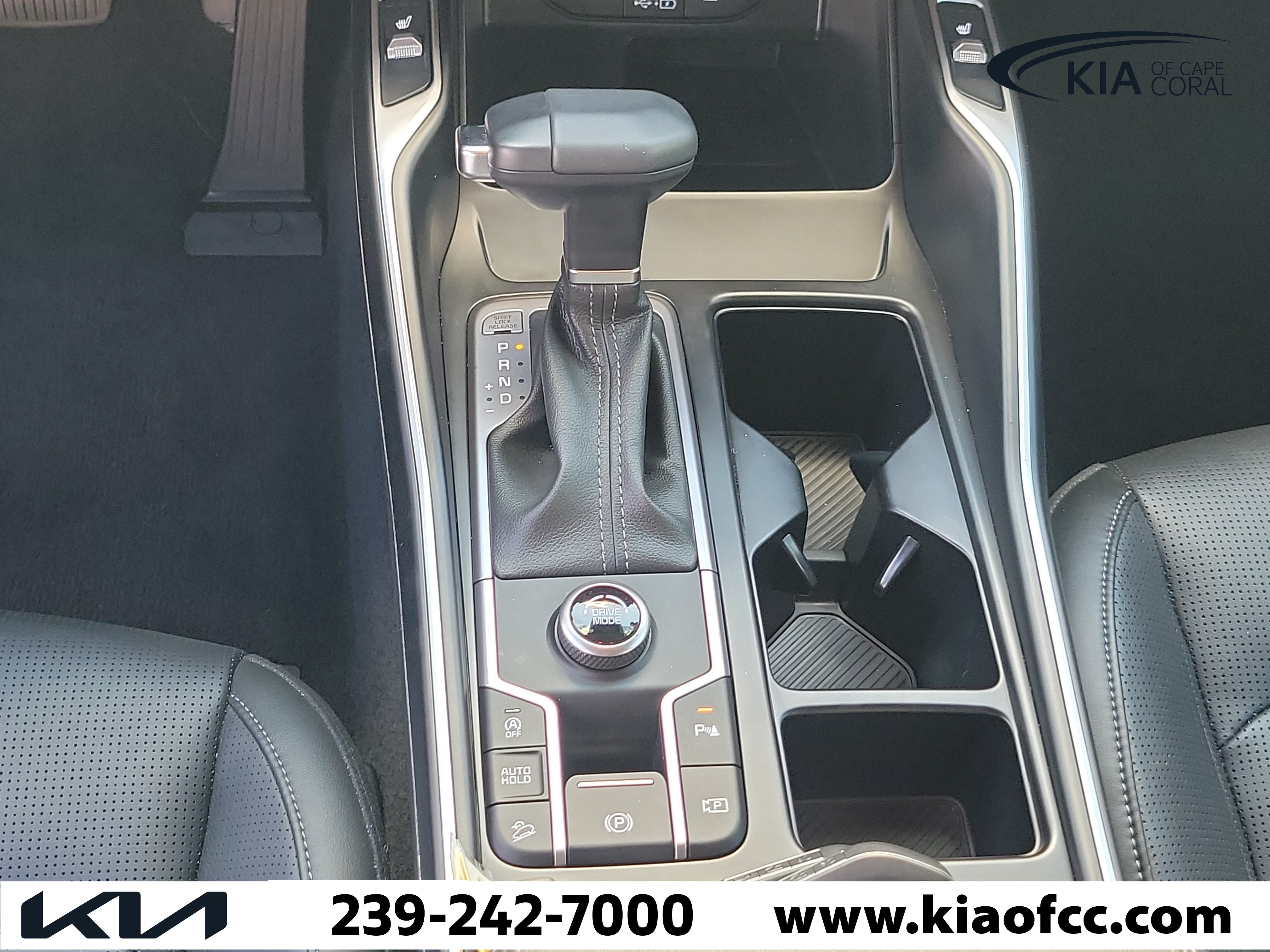 Certified 2025 Kia Sorento S FWD image 20