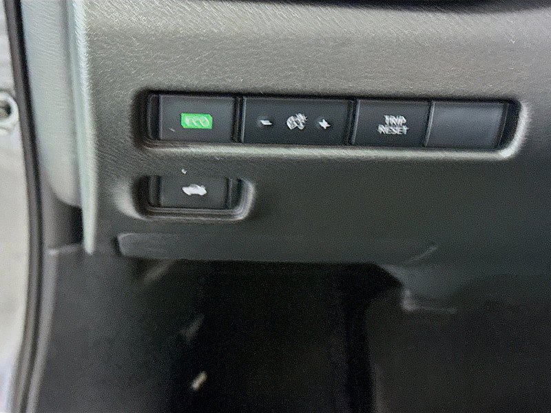 Used 2025 Nissan Sentra S FWD image 10