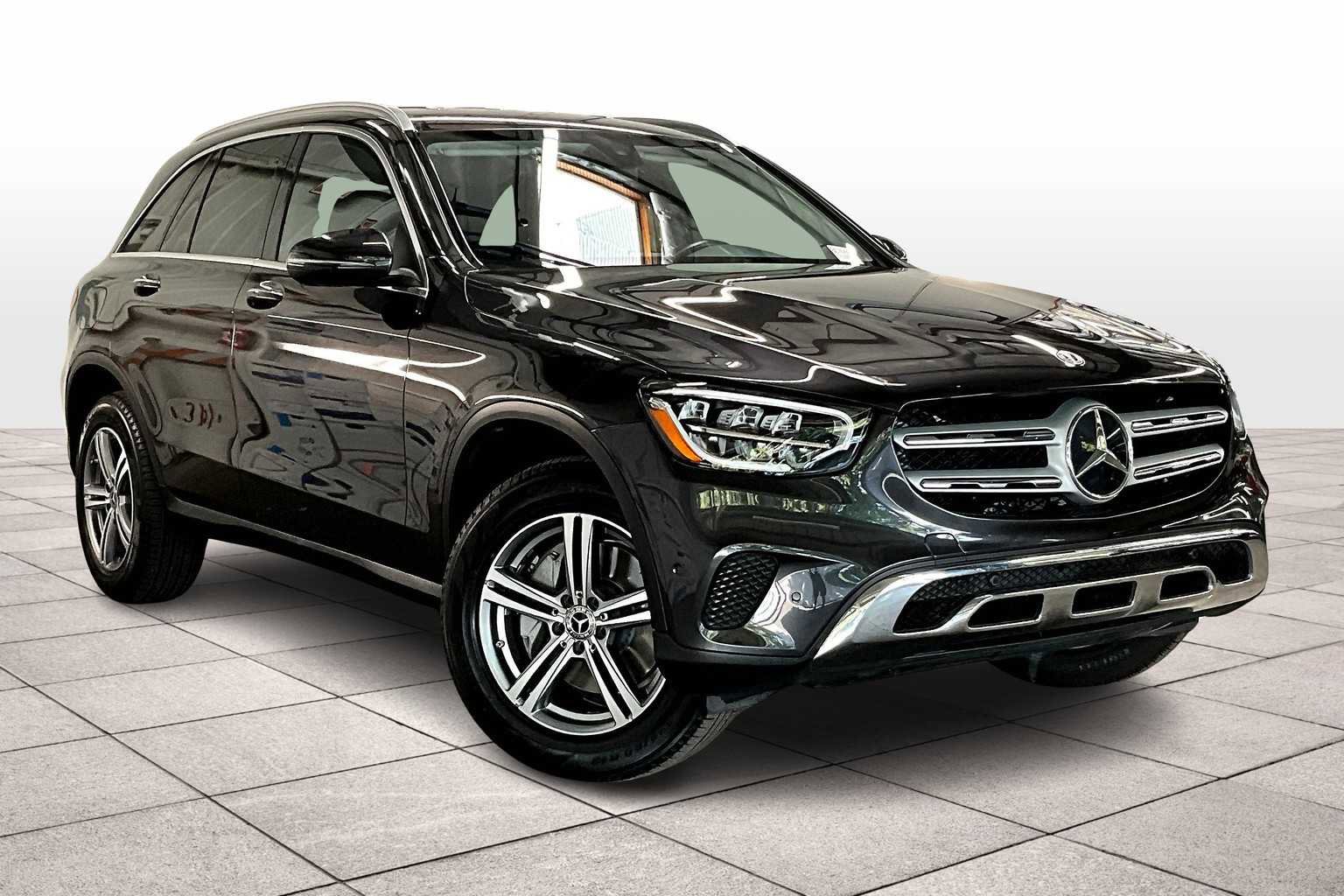 Used 2021 Mercedes-Benz GLC 300 4MATIC image 2