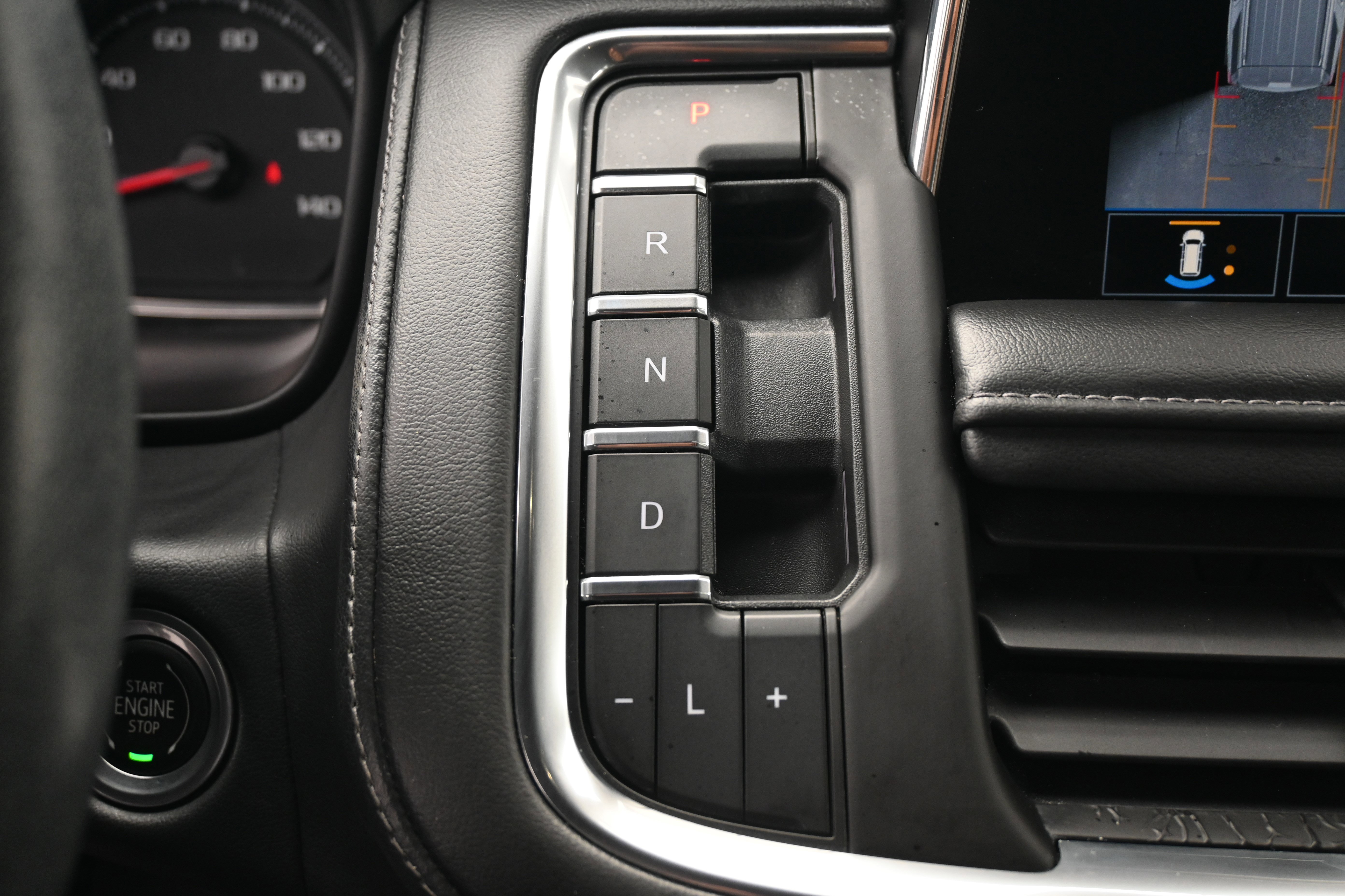 Used 2021 Chevrolet Tahoe LT w/ LT Signature Package image 27