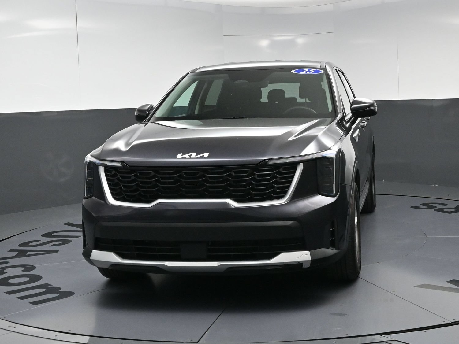 Used 2025 Kia Sorento LX FWD image 5