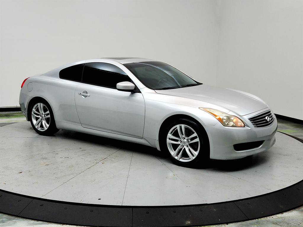 Used 2010 INFINITI G37 Journey w/ Premium Pkg image 3