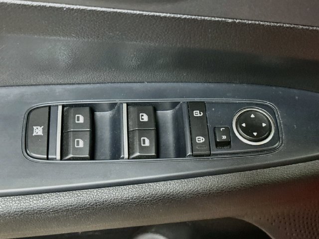 Used 2020 Kia Forte LXS FWD image 17