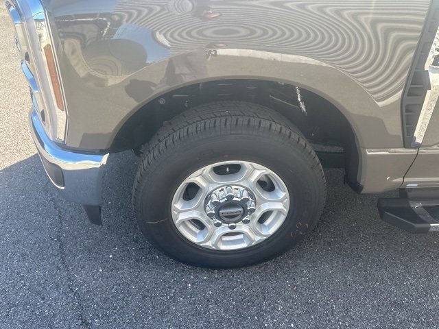 New 2026 Ford F250 XLT w/ XLT Premium Package image 10