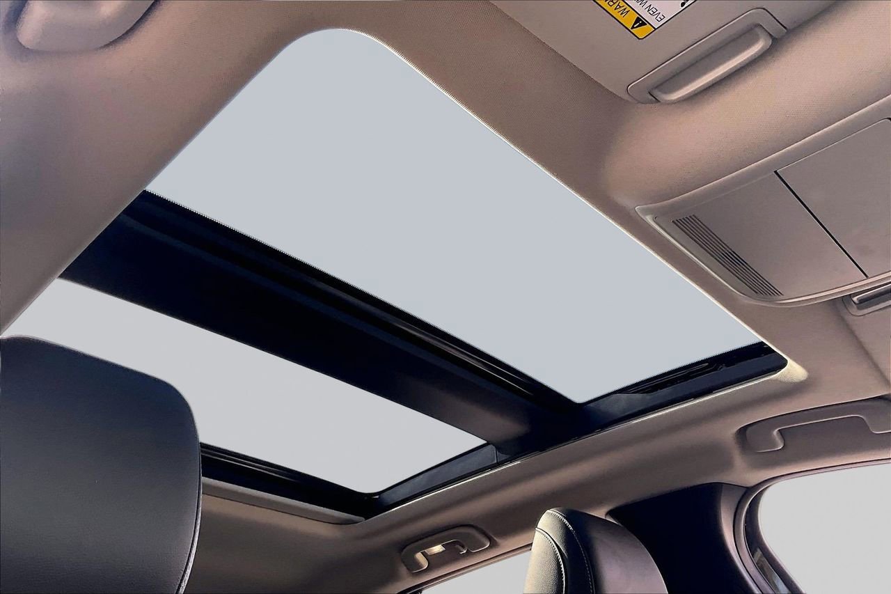 Used 2024 MAZDA CX-50 AWD 2.5 S w/ Premium Package image 17