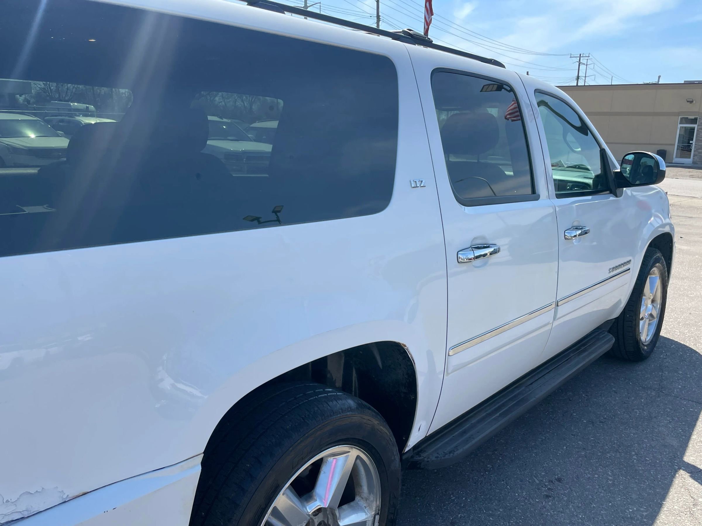 Used 2011 Chevrolet Suburban LTZ image 13