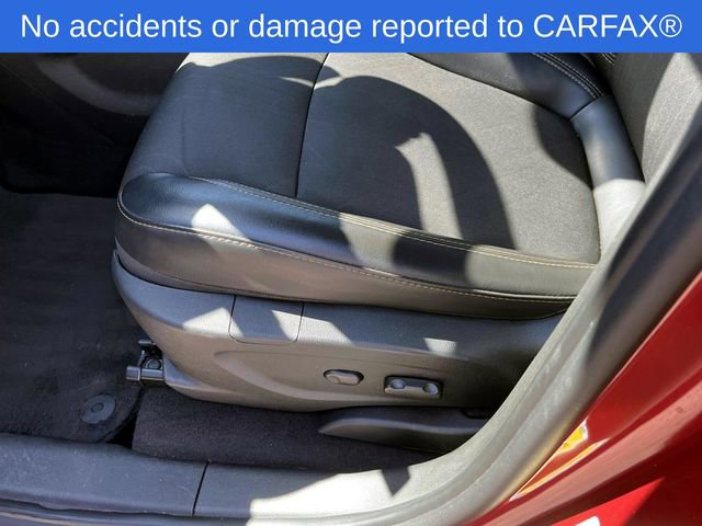 Used 2019 Chevrolet Trax LT w/ LT Convenience Package image 20