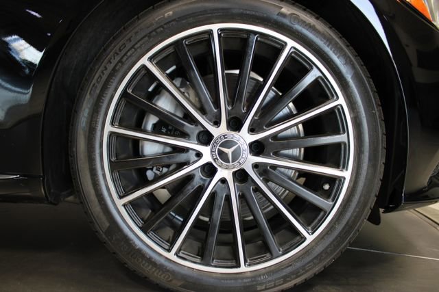 Used 2020 Mercedes-Benz C 300 Sedan image 34