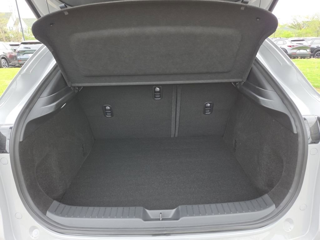 New 2026 MAZDA CX-30 AWD 2.5 S w/ Select Sport Pkg image 16