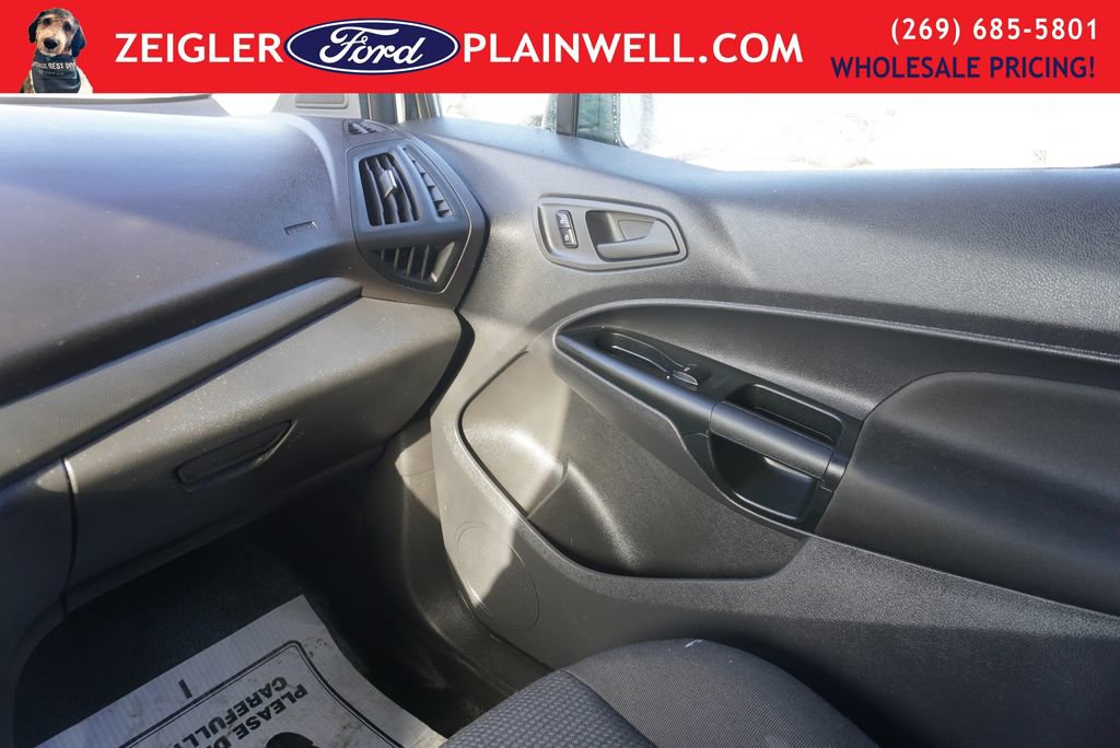 Used 2016 Ford Transit Connect XL image 27