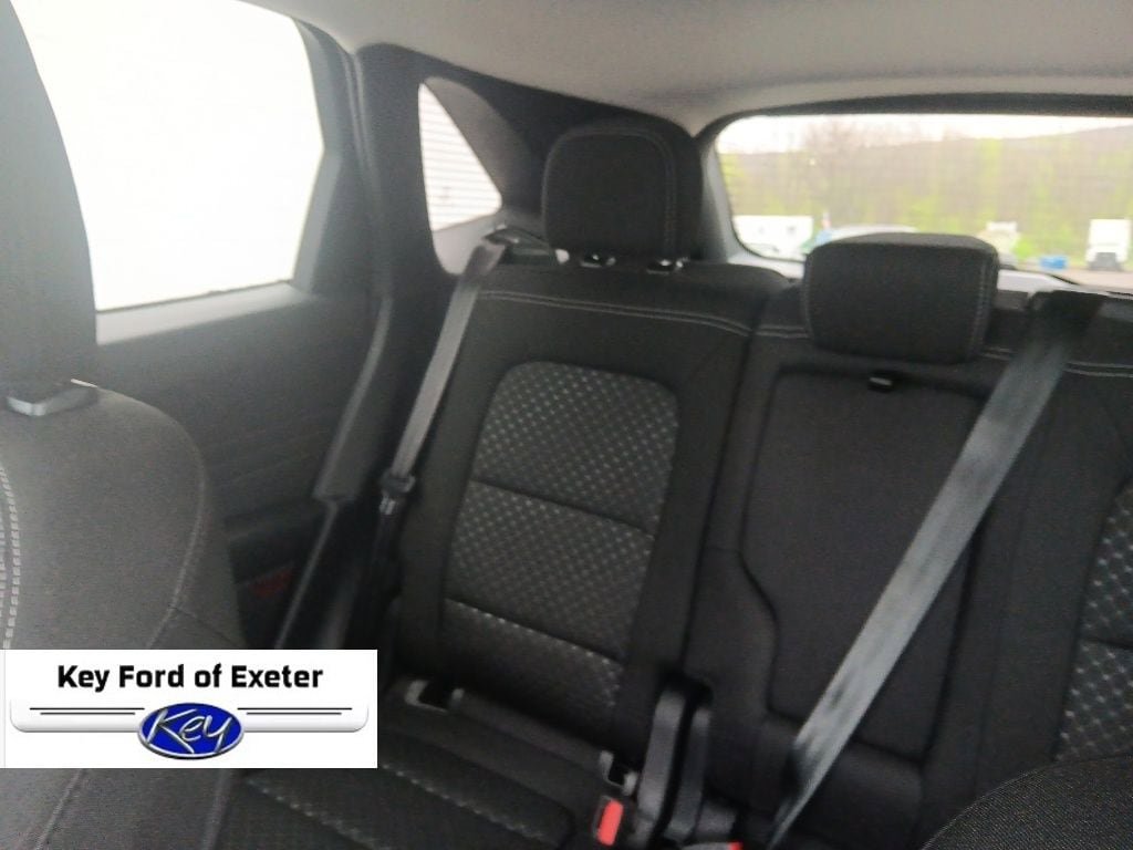 Used 2025 Ford Escape Active AWD/4WD image 34
