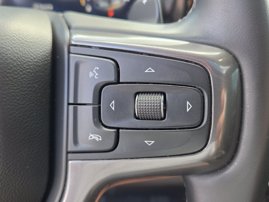 Used 2026 Chevrolet Silverado 1500 ZR2 w/ Dark Appearance Package AWD/4WD image 27