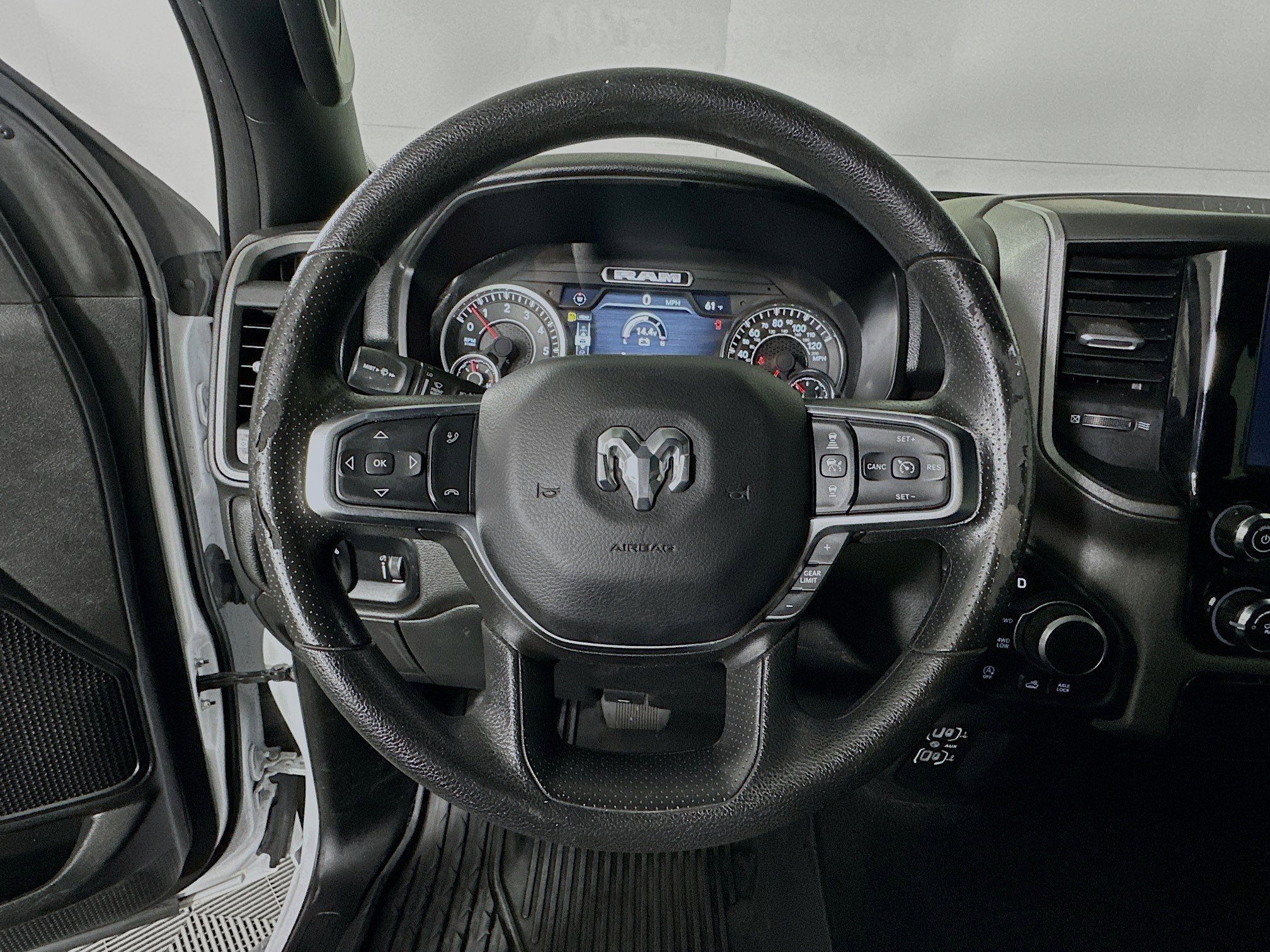 Used 2025 RAM 1500 Classic Warlock image 15