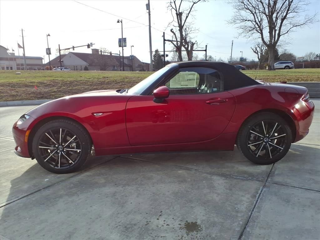 New 2025 MAZDA MX-5 Miata Grand Touring w/ Weather Package image 4
