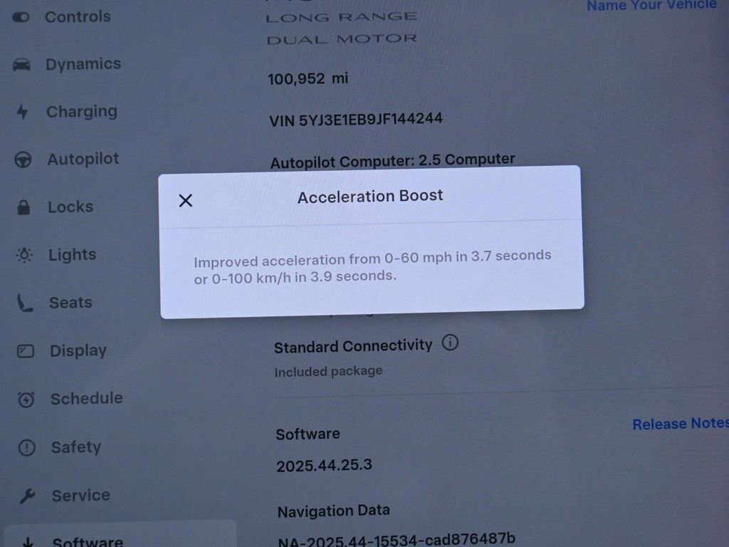 Used 2018 Tesla Model 3 Long Range image 32