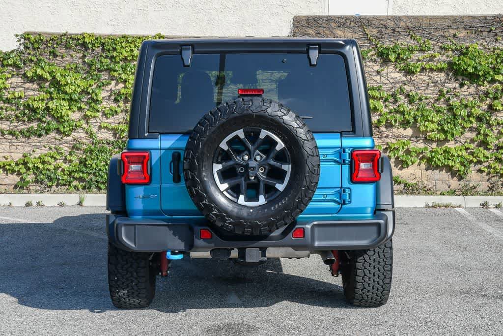 Used 2024 Jeep Wrangler Unlimited Rubicon 4xe w/ Convenience Group AWD/4WD image 9