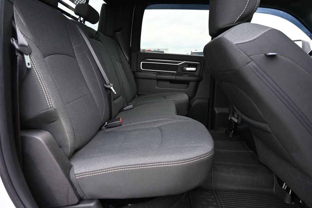 Used 2024 RAM 3500 Big Horn w/ Night Edition AWD/4WD image 22
