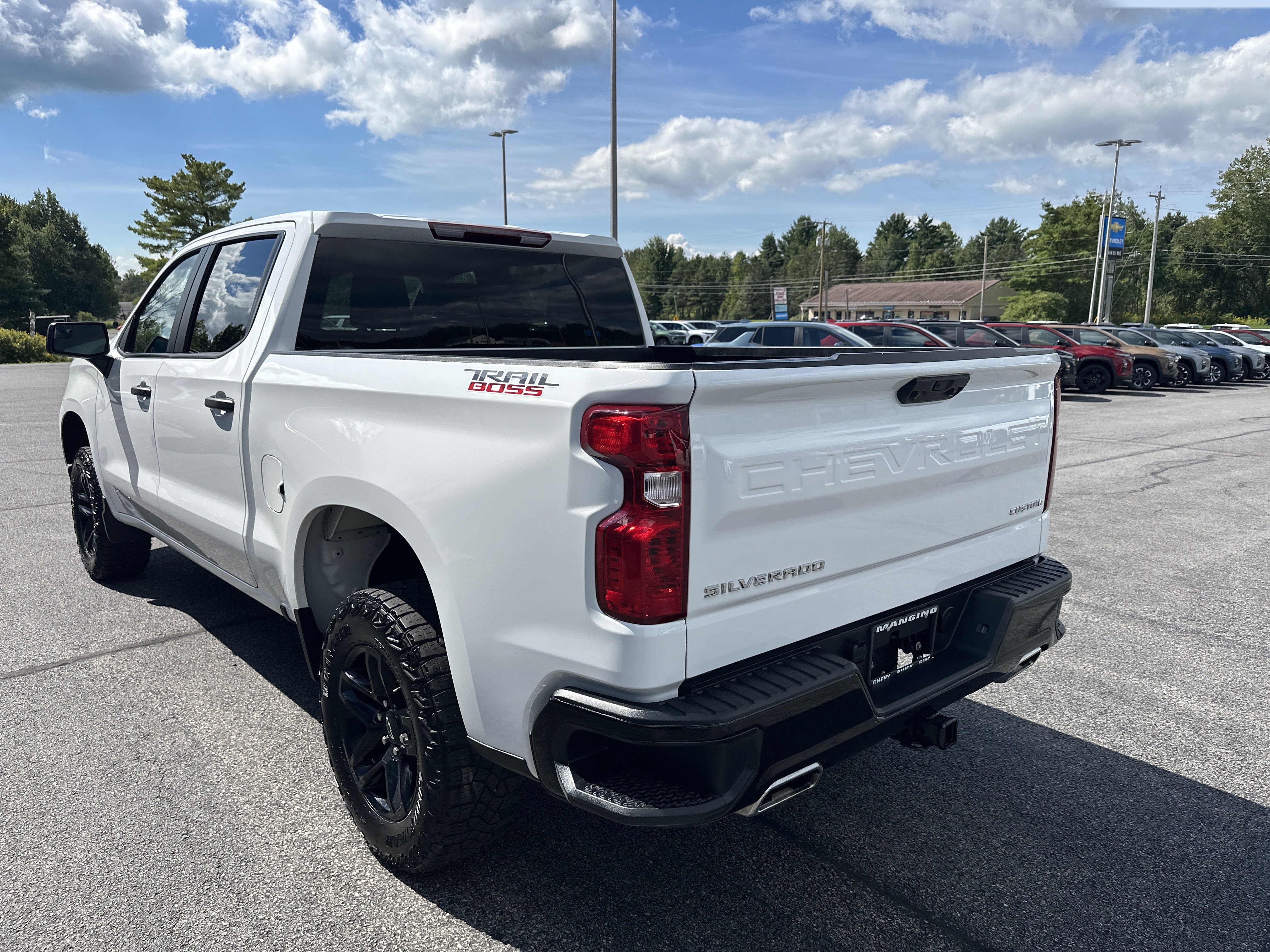 Certified 2024 Chevrolet Silverado 1500 Custom Trail Boss AWD/4WD image 5