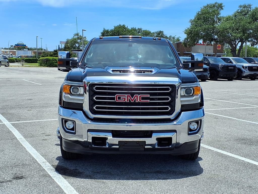 Used 2018 GMC Sierra 3500 SLT AWD/4WD image 2