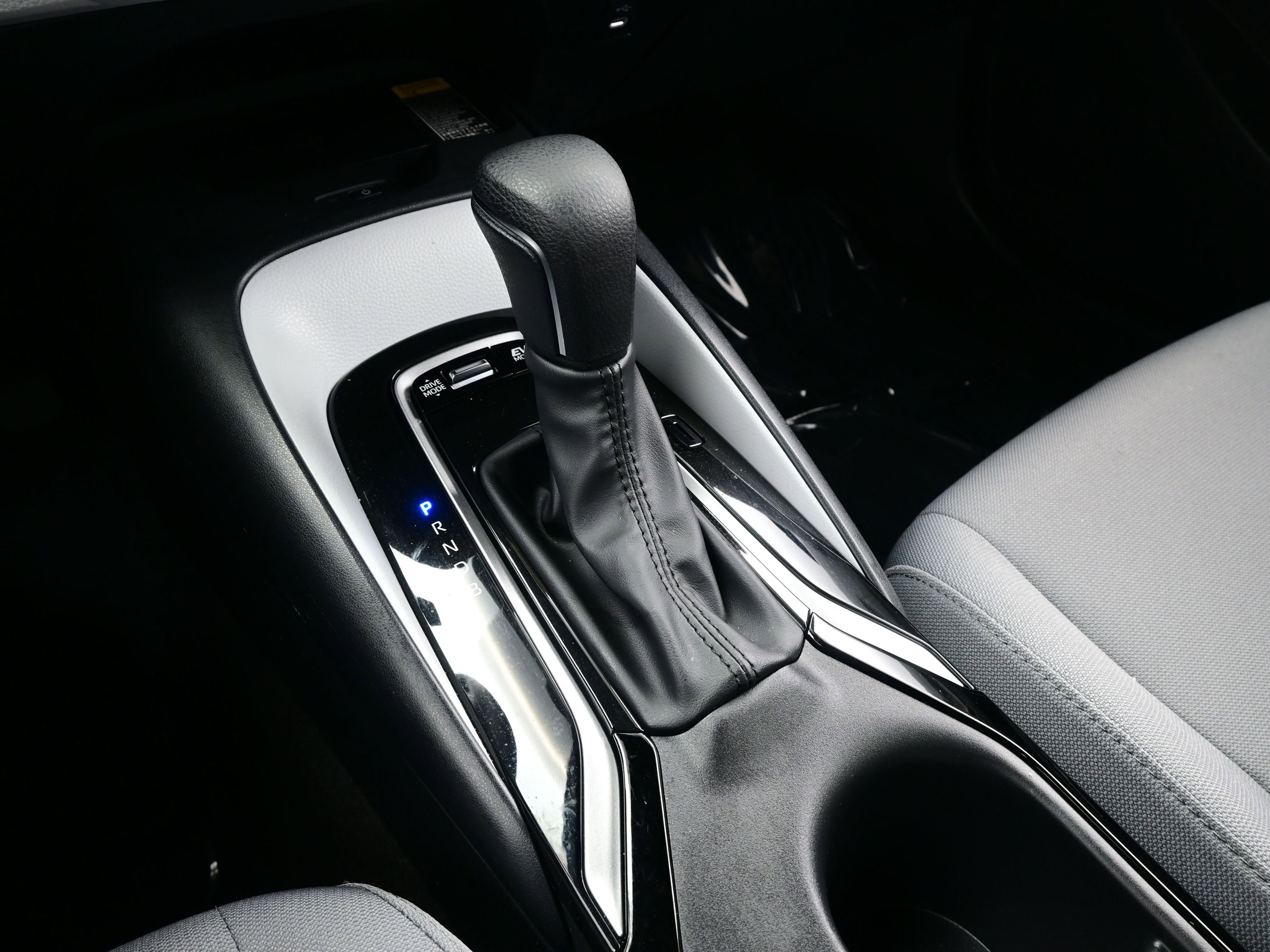 Used 2024 Toyota Corolla SE image 21