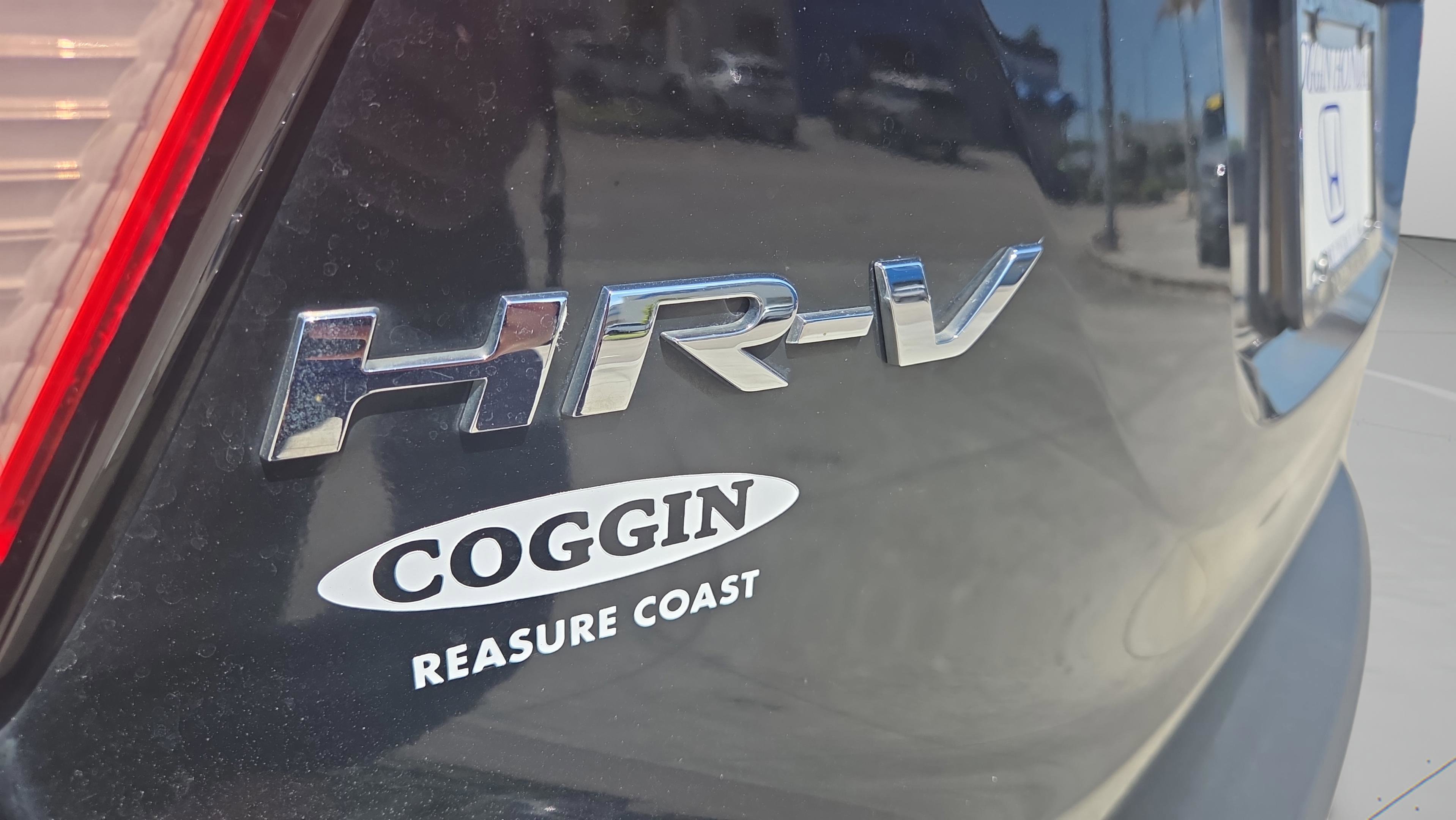 Used 2017 Honda HR-V LX image 37