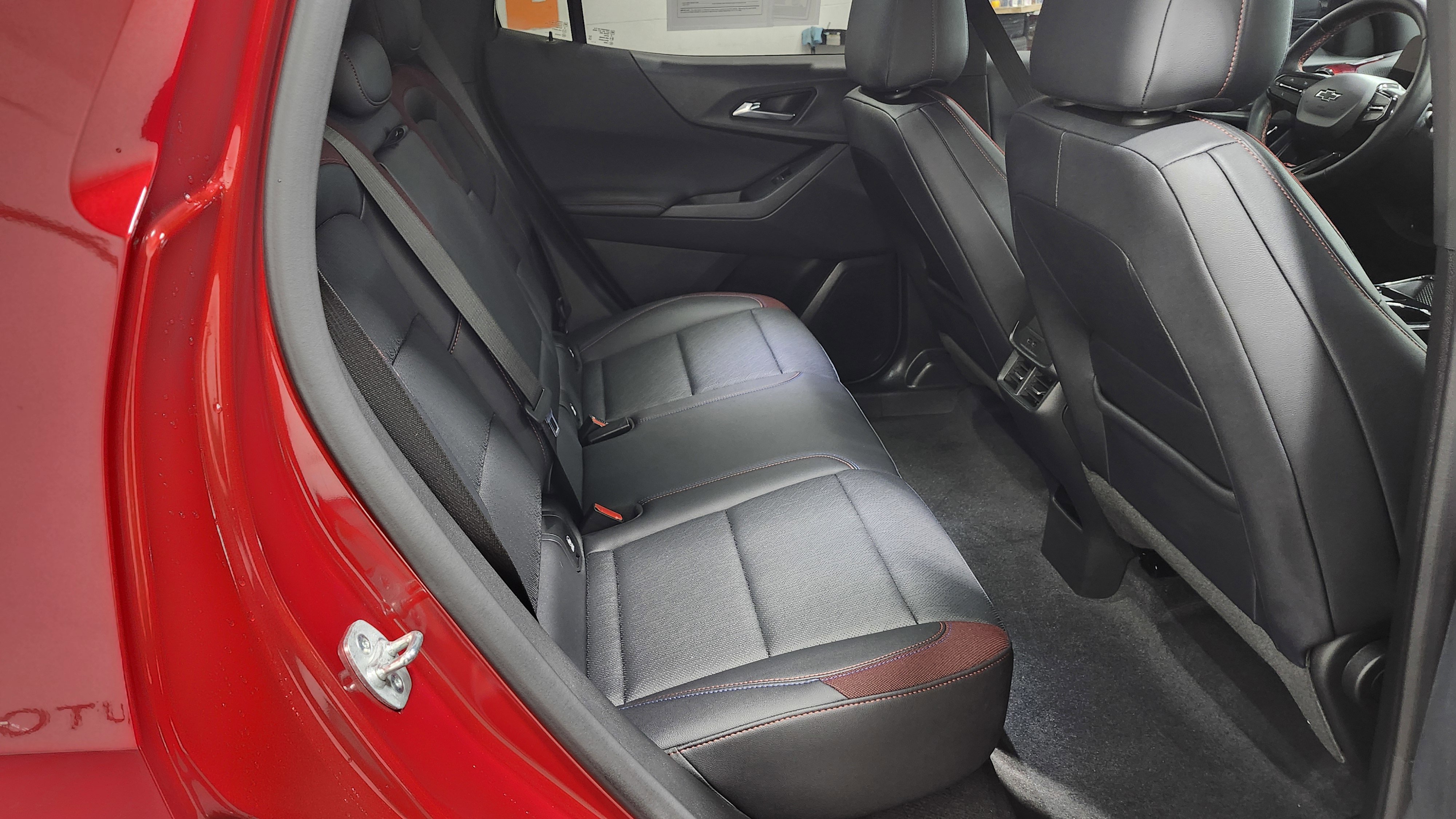 Used 2025 Chevrolet Equinox RS w/ Safety and Technology Package image 22