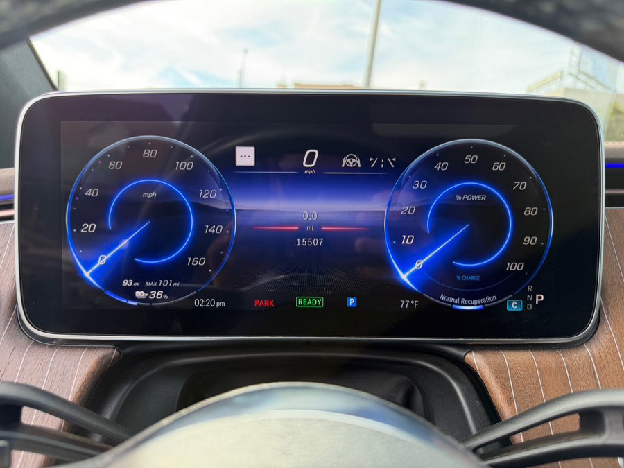 Used 2023 Mercedes-Benz EQE 350+ SUV image 18