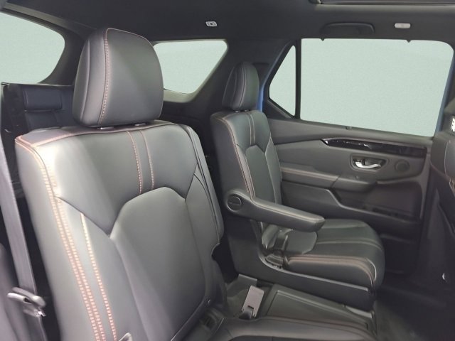 Certified 2024 Honda Pilot TrailSport image 19
