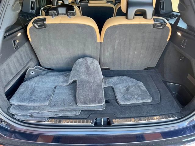 Used 2017 Volvo XC90 T6 Inscription w/ Vision Package image 16