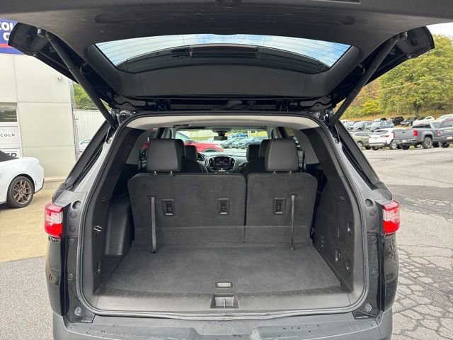 Used 2021 Chevrolet Traverse RS image 35