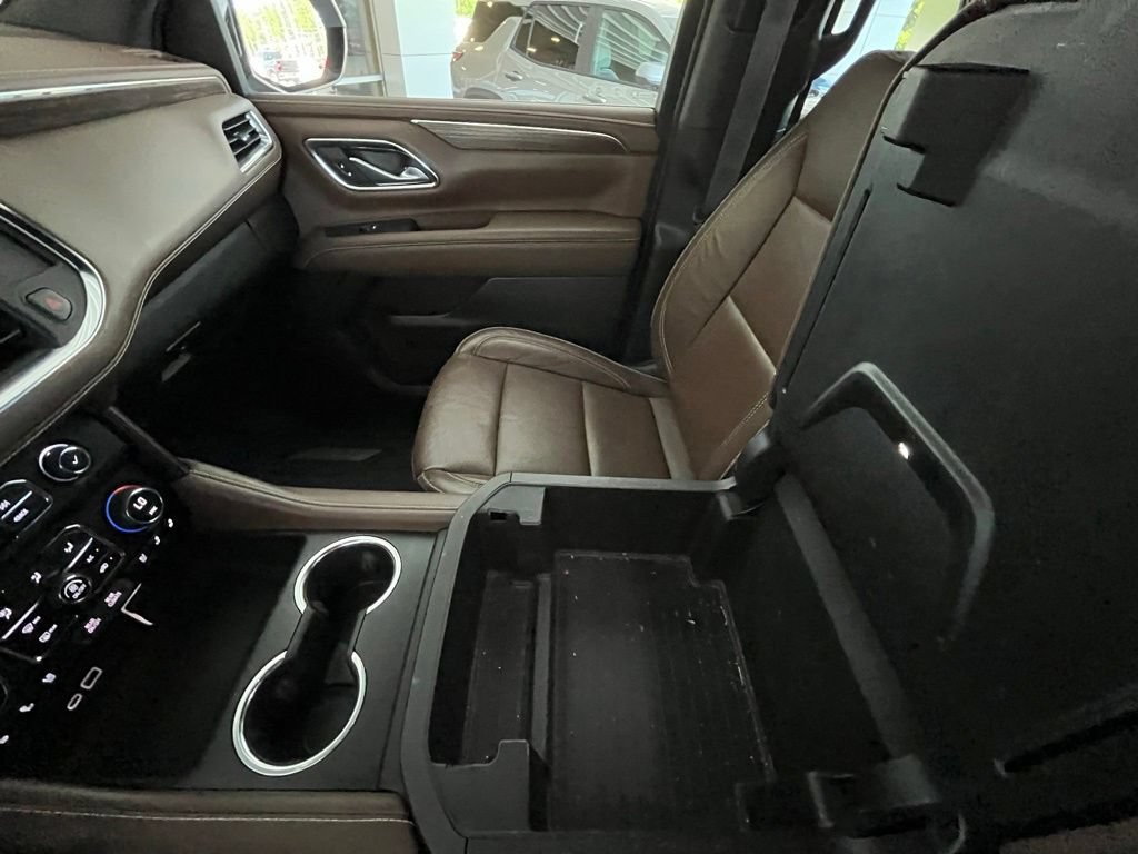 Used 2023 Chevrolet Tahoe High Country w/ Premium Package 2 AWD/4WD image 24