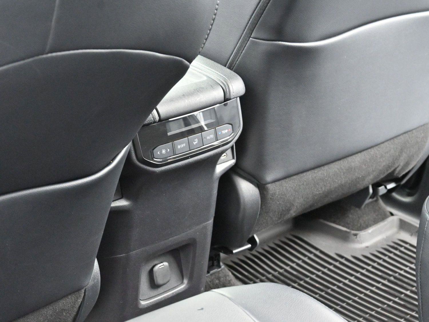 Used 2024 Toyota Grand Highlander XLE image 31