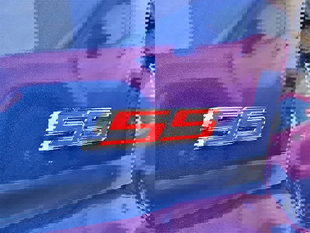 Used 2019 Chevrolet Camaro SS image 31