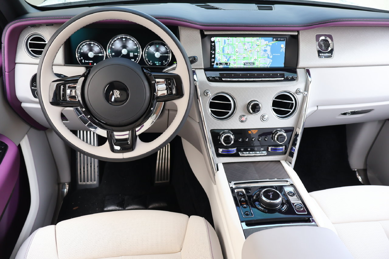 Certified 2024 Rolls-Royce Cullinan AWD/4WD image 14
