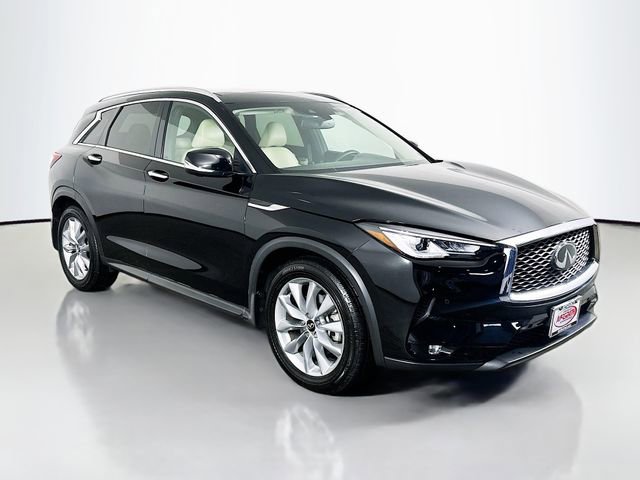 Used 2022 INFINITI QX50 Essential image 18