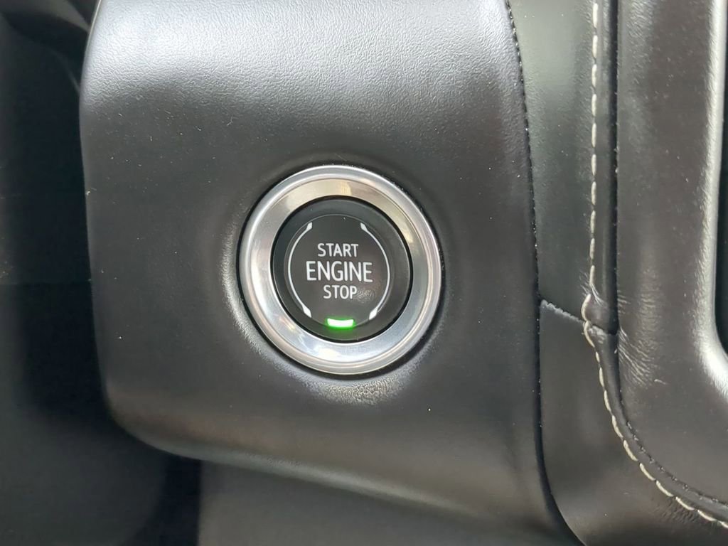 Used 2023 GMC Yukon Denali Ultimate AWD/4WD image 19