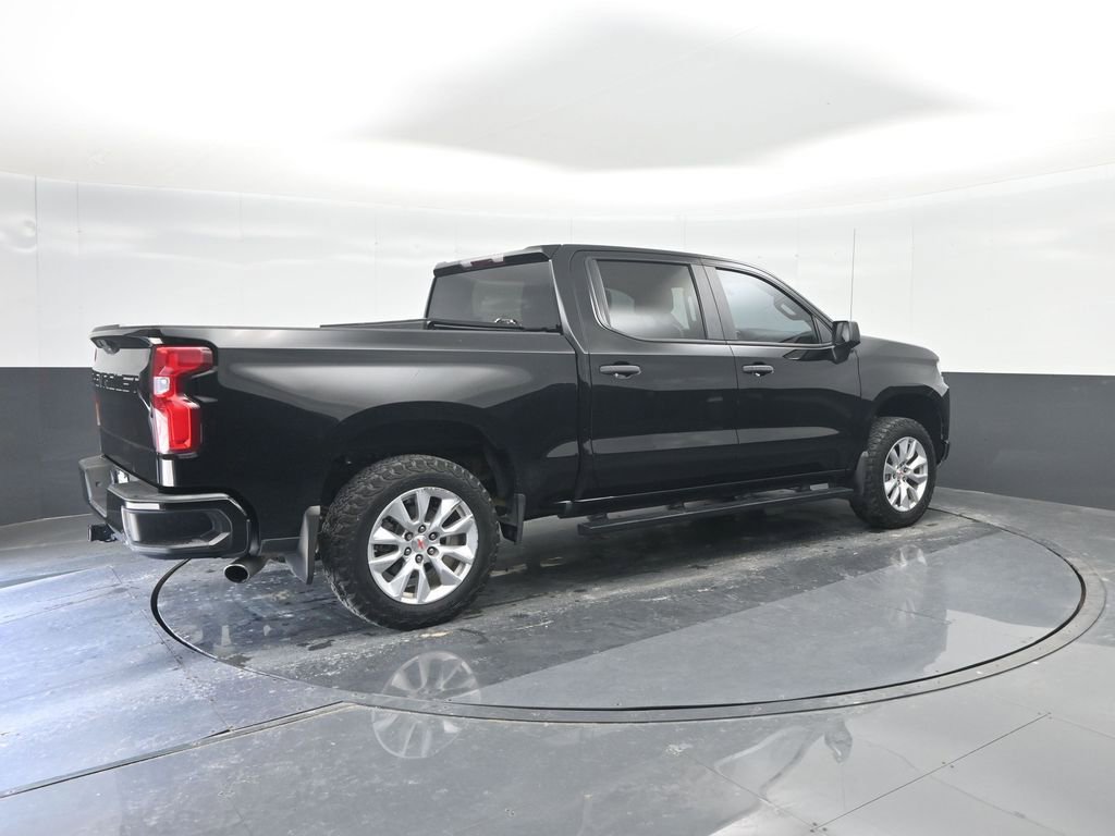 Used 2020 Chevrolet Silverado 1500 Custom w/ Custom Value Package RWD image 15