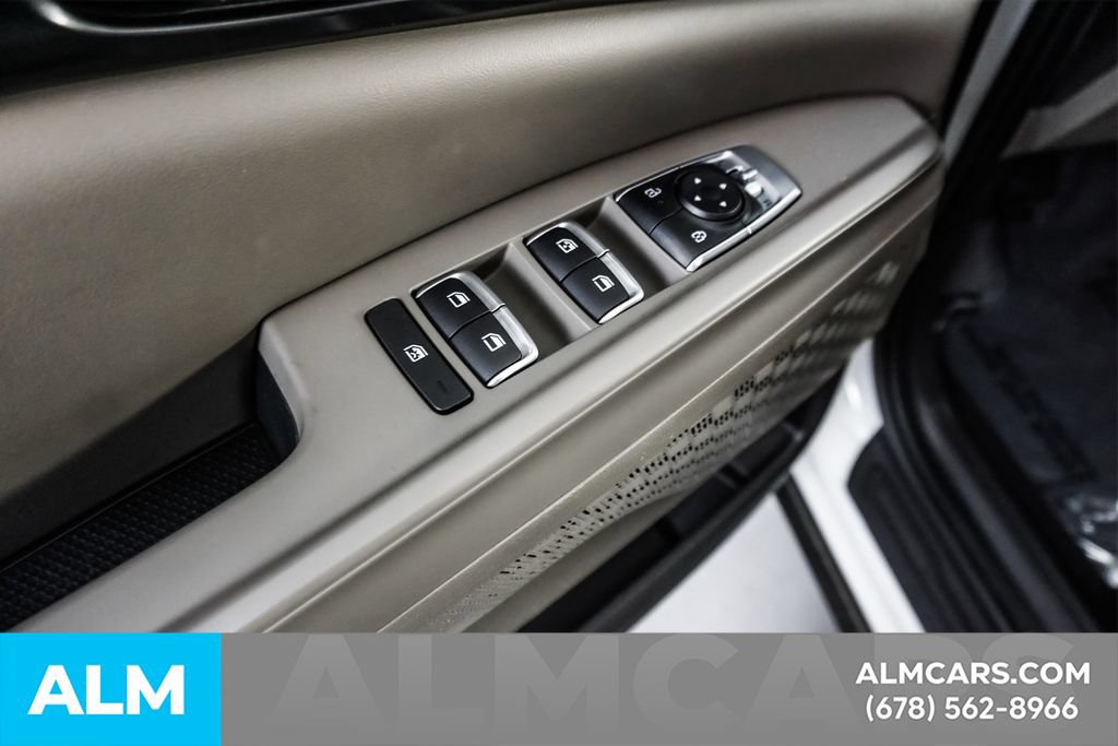 Used 2026 Kia Carnival LXS FWD image 47