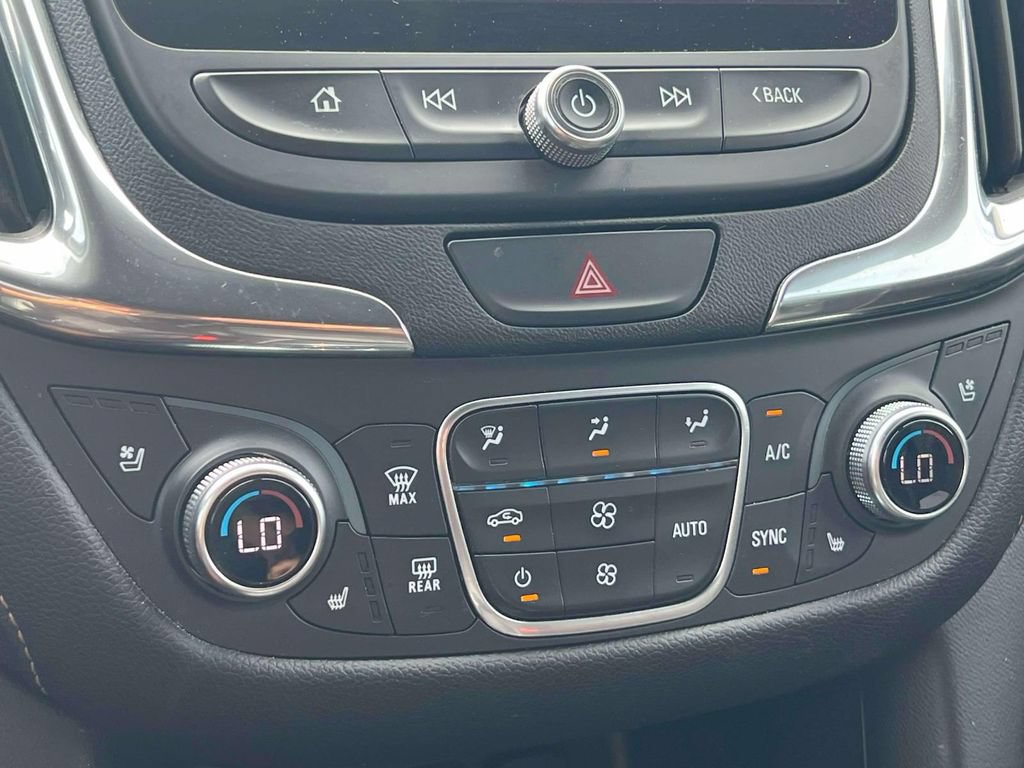 Used 2019 Chevrolet Equinox Premier AWD/4WD image 32