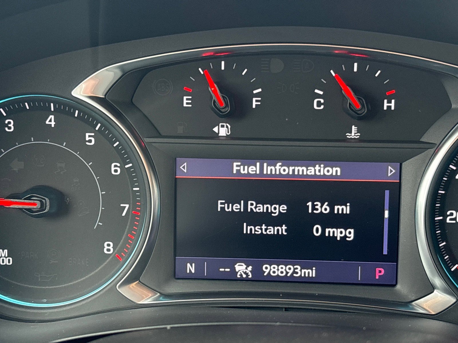 Used 2023 Chevrolet Traverse RS image 18