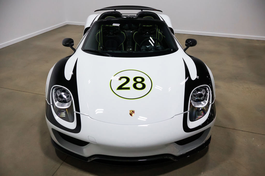 Used 2015 Porsche 918 Spyder image 24