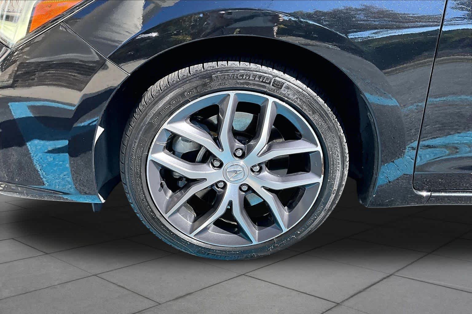 Used 2022 Acura ILX w/ Premium Package FWD image 10