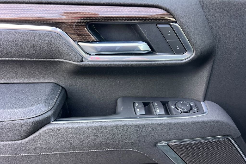 Used 2026 Chevrolet Silverado 1500 LT image 13