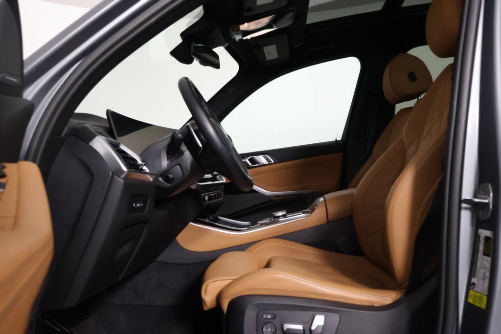 Used 2024 BMW X5 sDrive40i w/ Premium Package RWD image 10