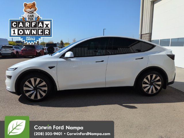 Used 2026 Tesla Model Y Long Range RWD image 6