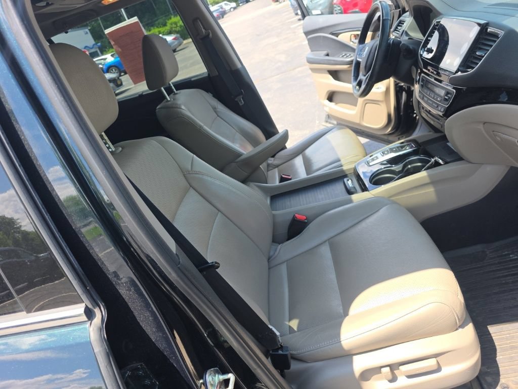 Used 2020 Honda Pilot Elite image 28