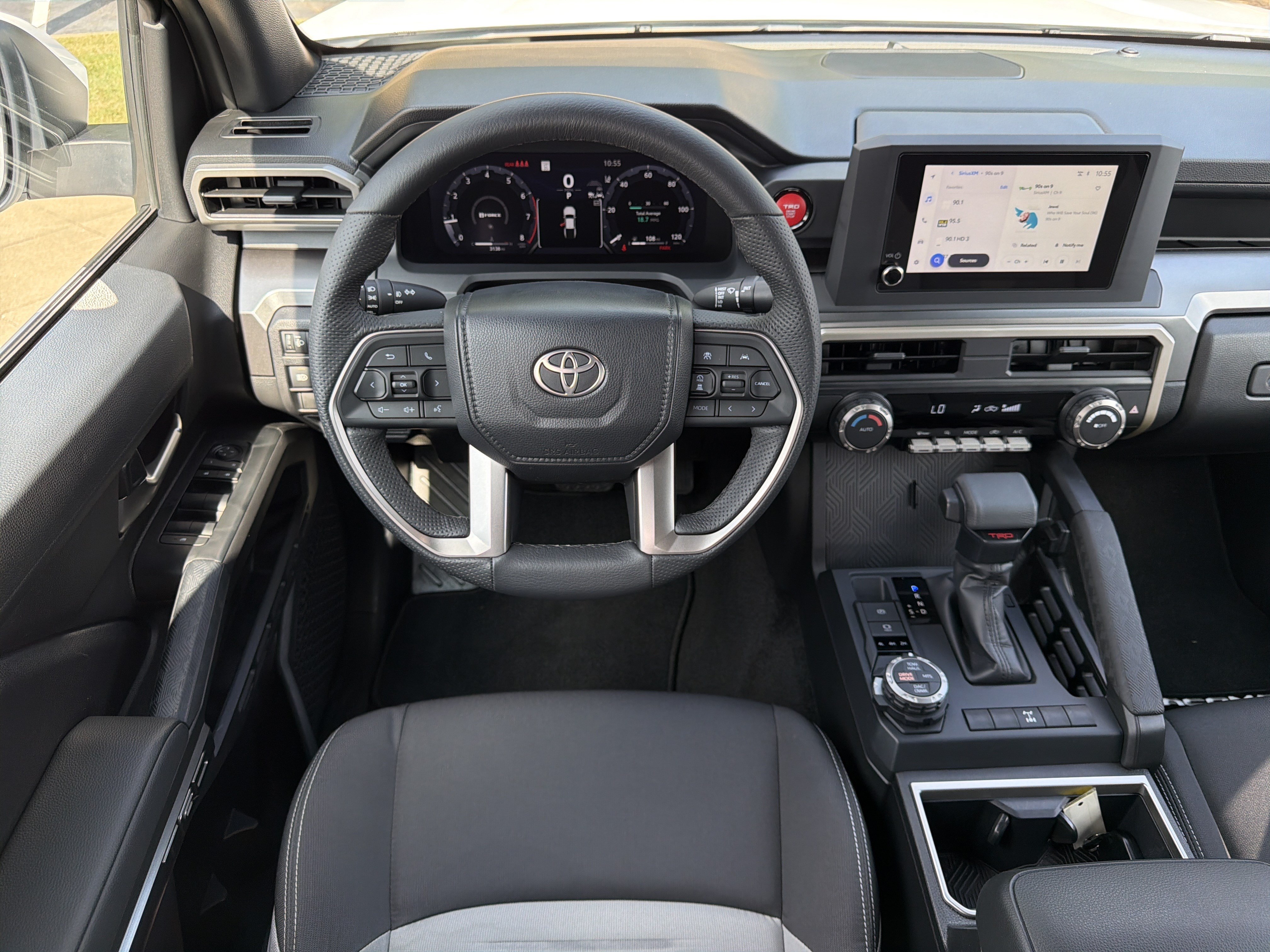 Used 2025 Toyota Tacoma TRD Off-Road AWD/4WD image 22